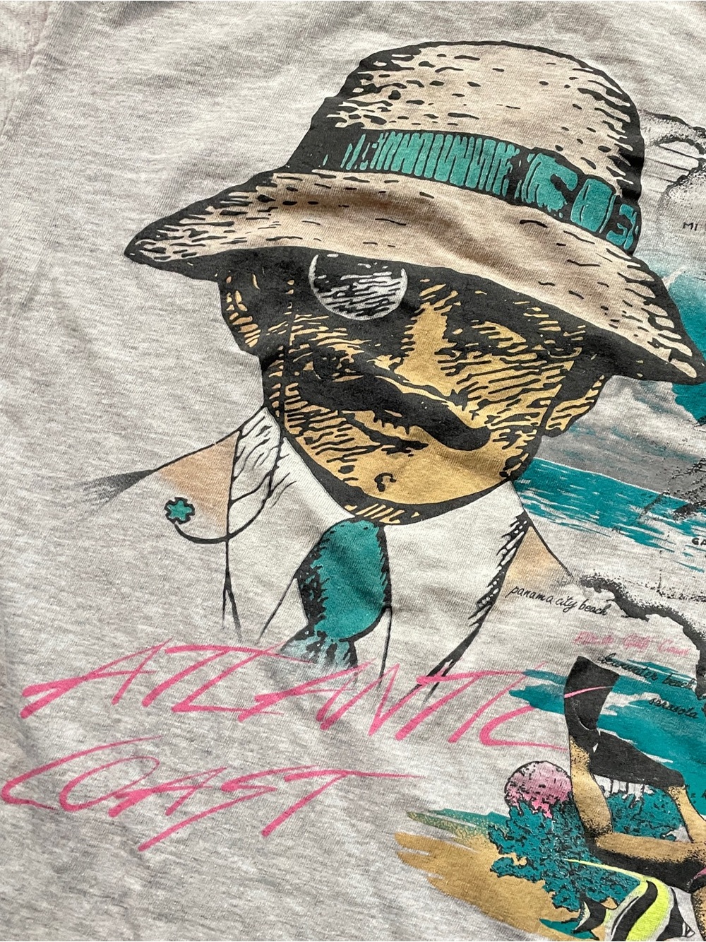 Vintage Graphic Panama Jack Tee with Teal “vacation time” Accent - Picture 11 of 13